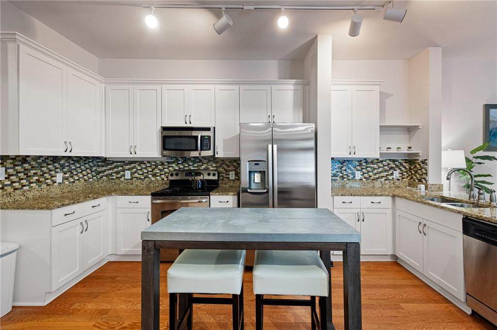 5300 Peachtree Road - Photo 1