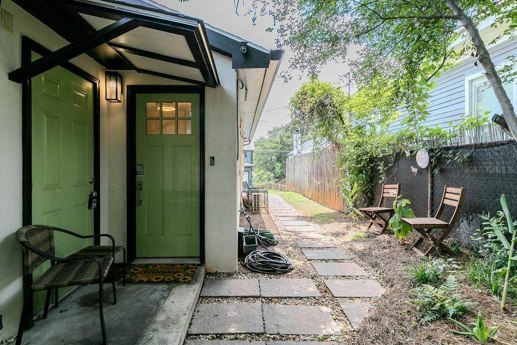 150 South Avenue - Photo 1