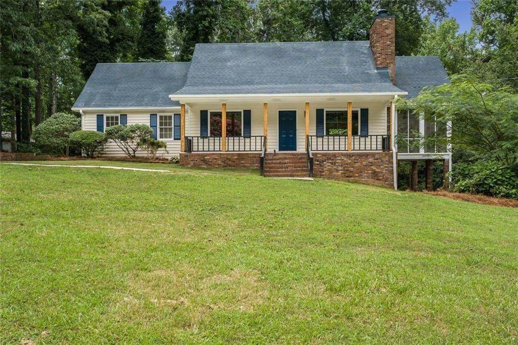 7686 Morant Drive - Photo 1