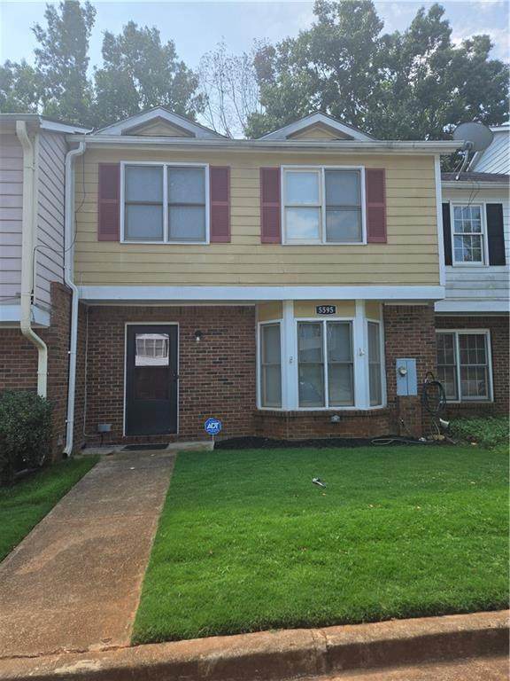 5595 Wells Circle - Photo 1