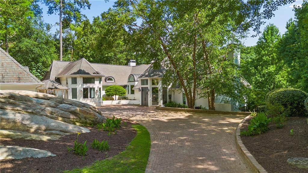3906 Paces Ferry Road - Photo 1