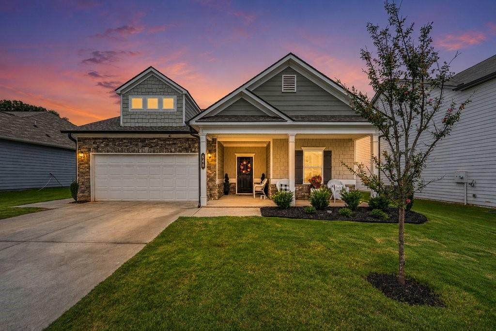 648 Summerfield Lane - Photo 1