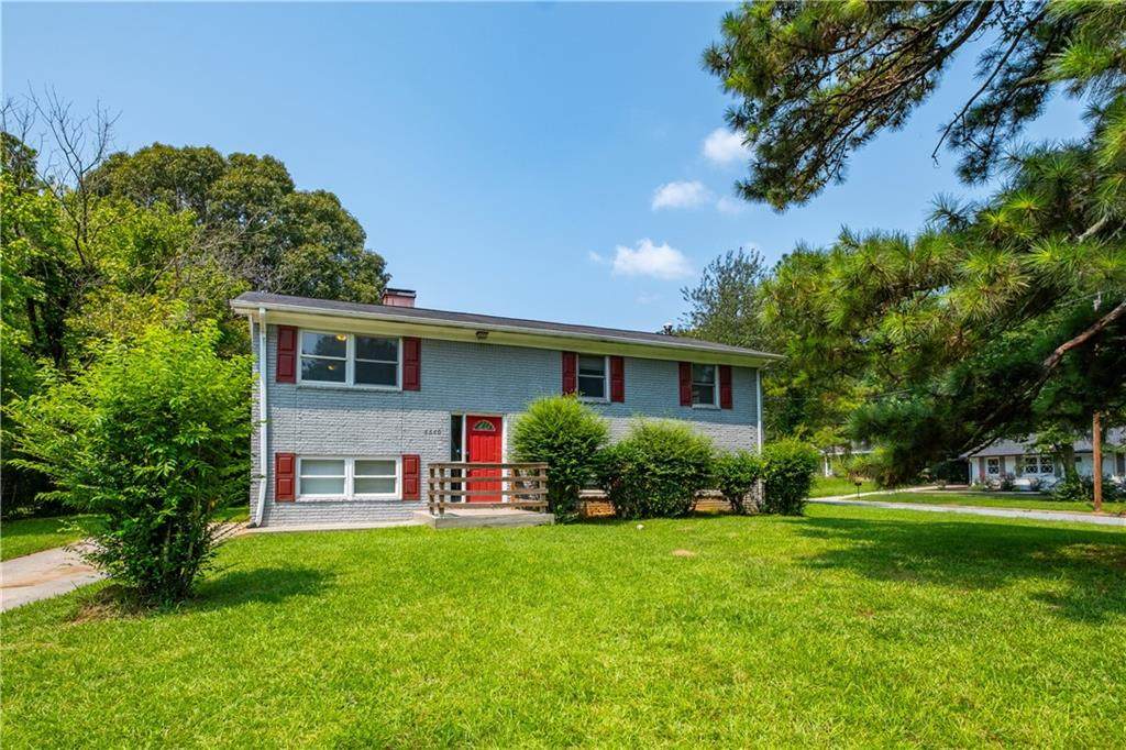 2660 Beacon Drive - Photo 1