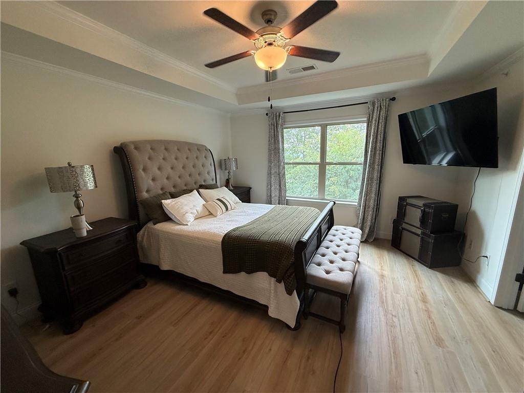 379 Cherryhill Lane - Photo 1