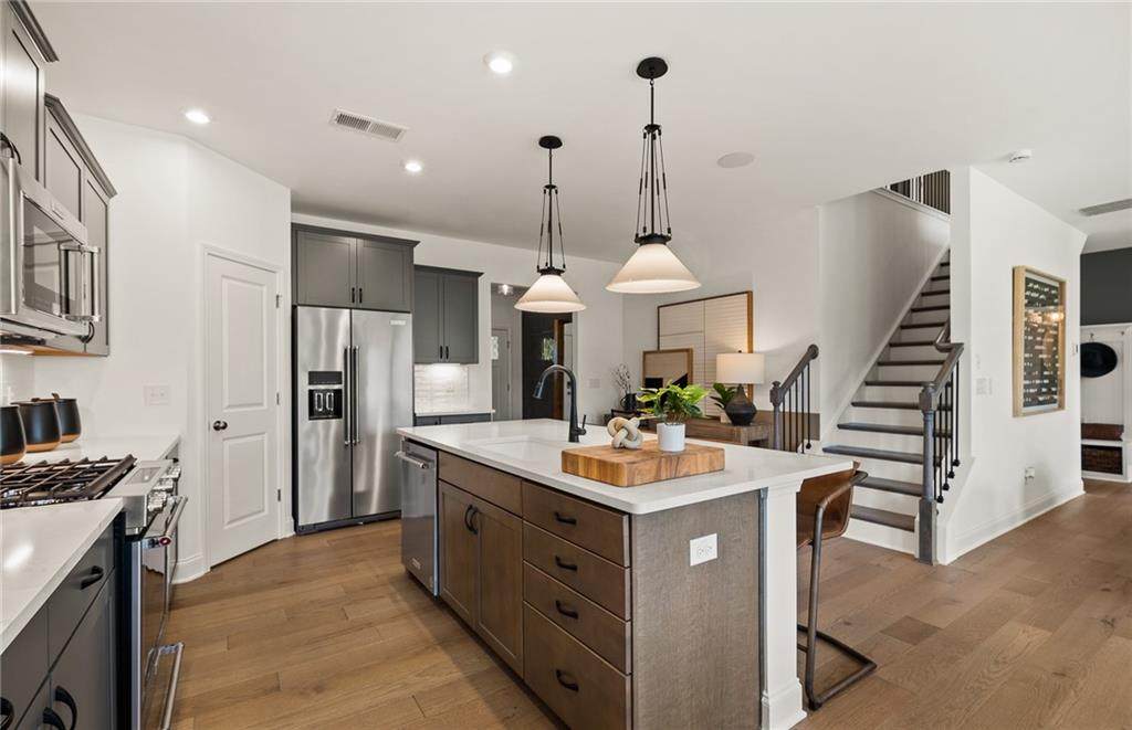 https://bt-photos.global.ssl.fastly.net/fmls/orig_boomver_1_7816774-2.jpg