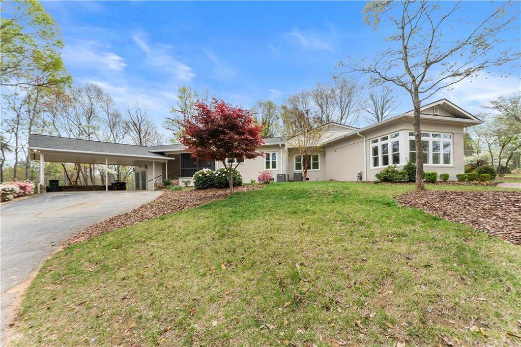 664 Chenocetah Drive - Photo 1