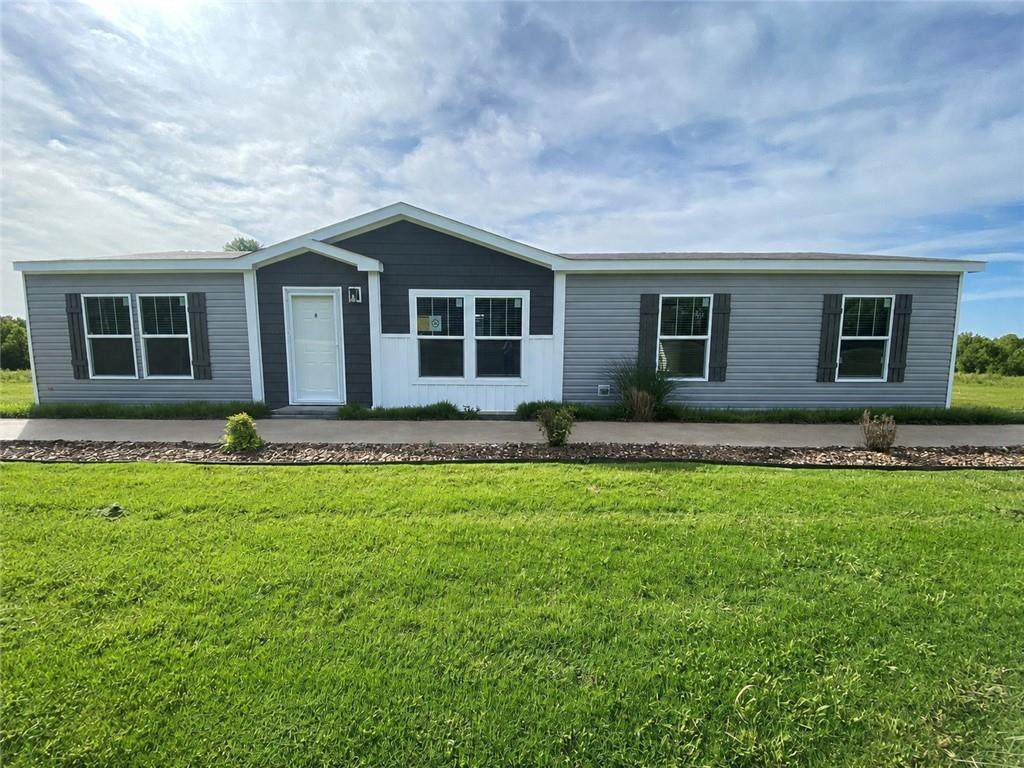 326 Thomas Street - Photo 1