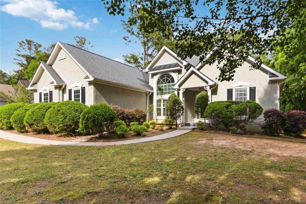 820 Clifton Ridge - Photo 1