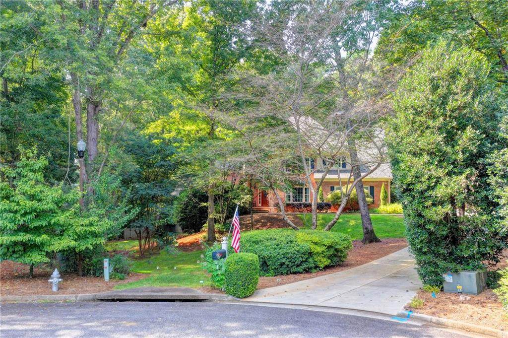 375 Petersford Way - Photo 1