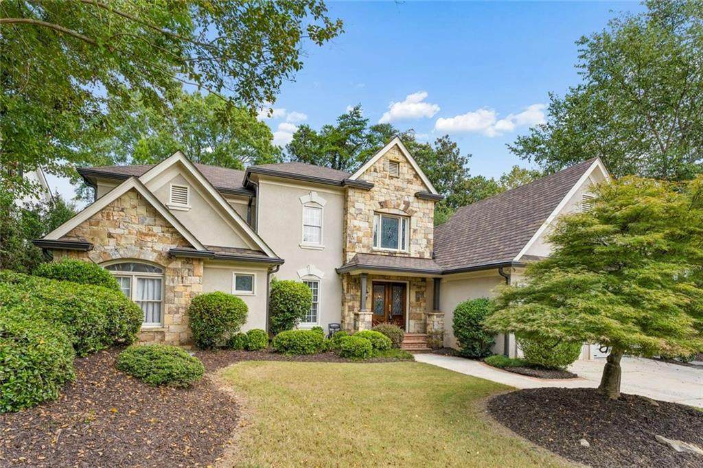 715 Clubside Drive - Photo 1