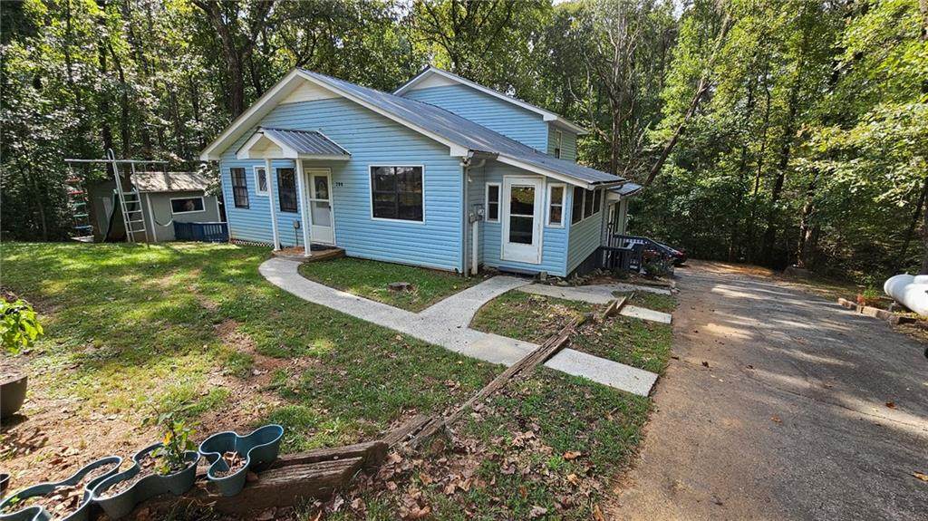 290 Emerald Drive - Photo 1