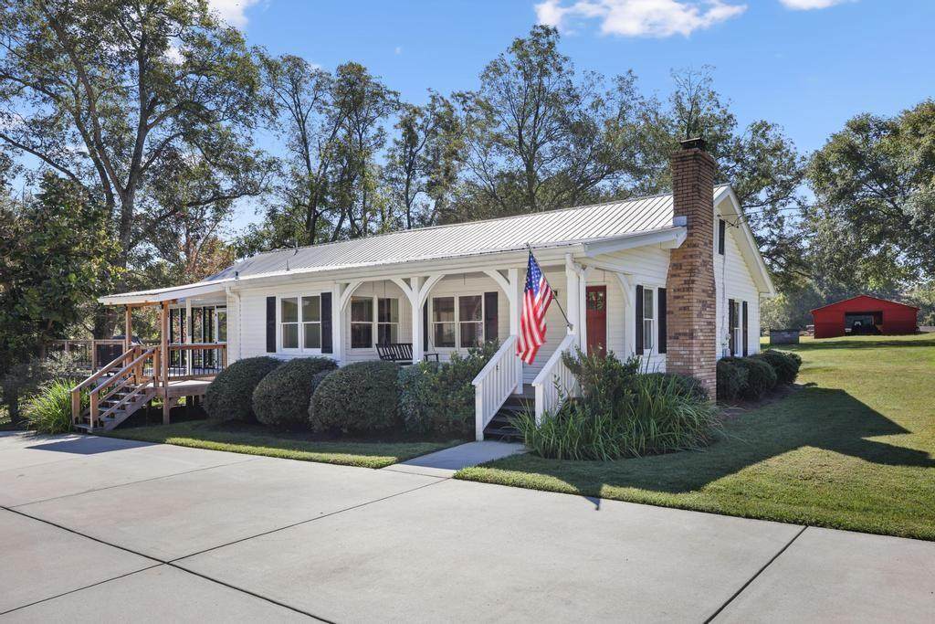 5851 Leah Lane - Photo 1