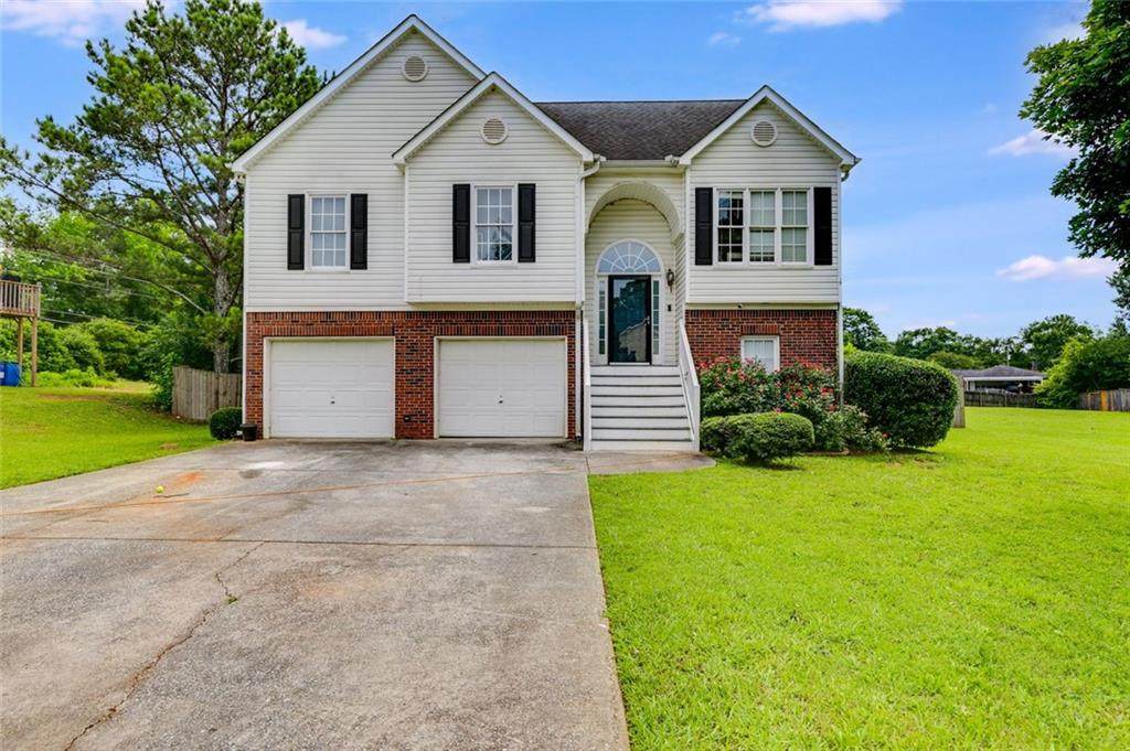 4905 Martin Farms Road - Photo 1