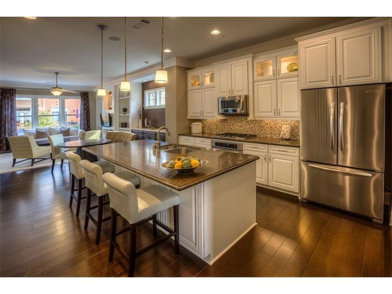 62 Yorkshire Place #3, Sandy Springs, GA 30328 (MLS #5646933) :: North Atlanta Home Team