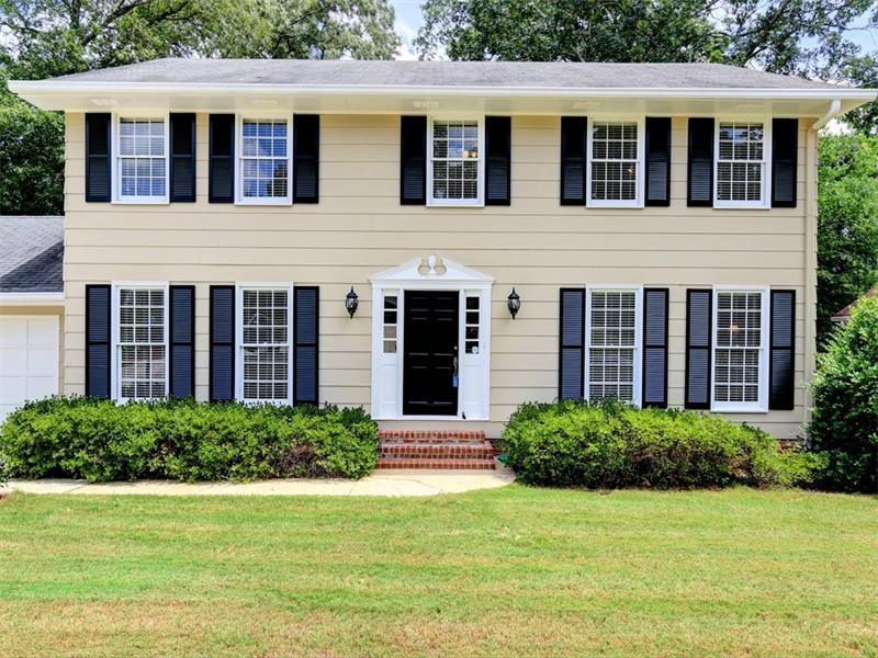 575 Wyncourtney Drive, Sandy Springs, GA 30328 (MLS #5732575) :: North Atlanta Home Team