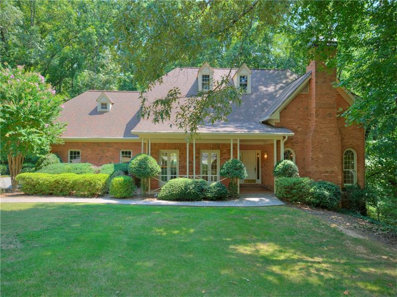 9340 Riverclub Parkway, Johns Creek, GA 30097 (MLS #5735212) :: North Atlanta Home Team