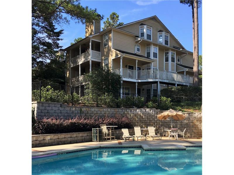 4001 Riverlook Parkway #203, Marietta, GA 30067 (MLS #5737205) :: North Atlanta Home Team