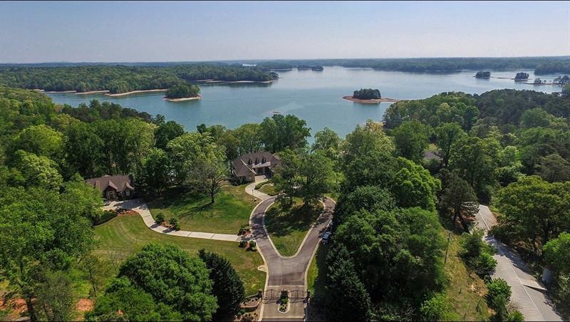 9240 Arbourlac Lane - Photo 1