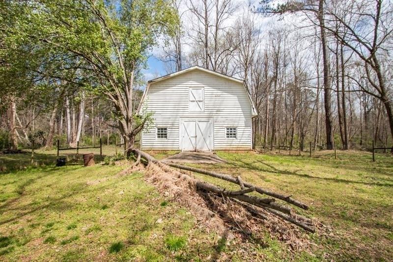 000 Batesville Road - Photo 1