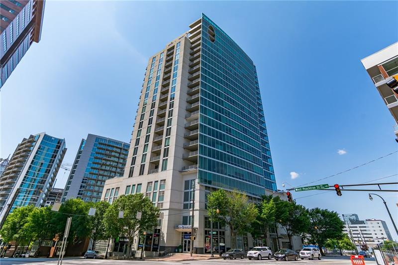 20 10th Street - Photo 1