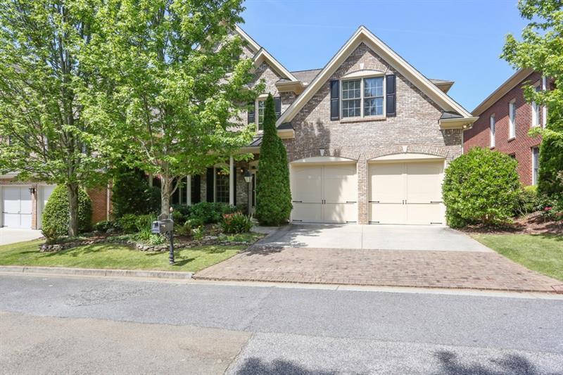 375 Wembley Circle - Photo 1