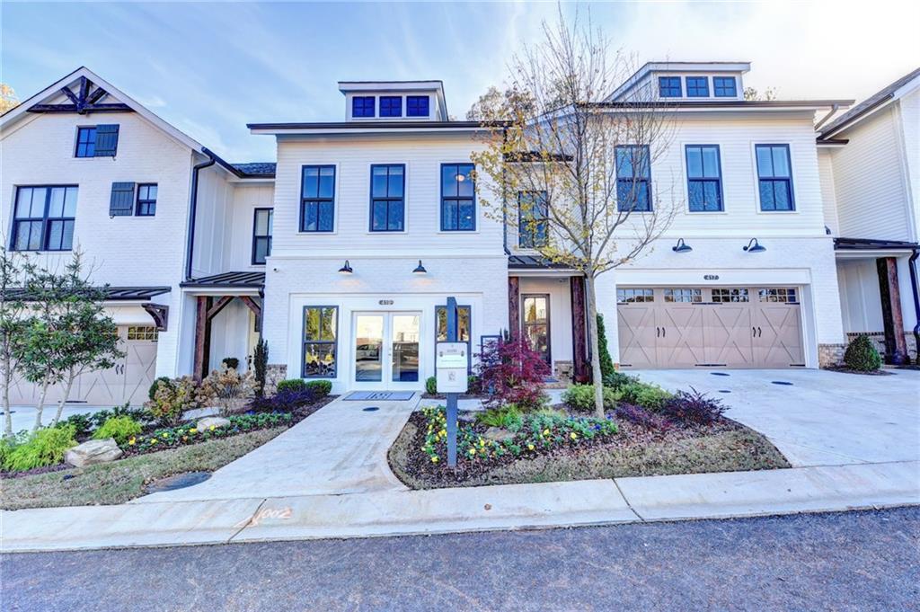 200 Phillips Lane - Photo 1