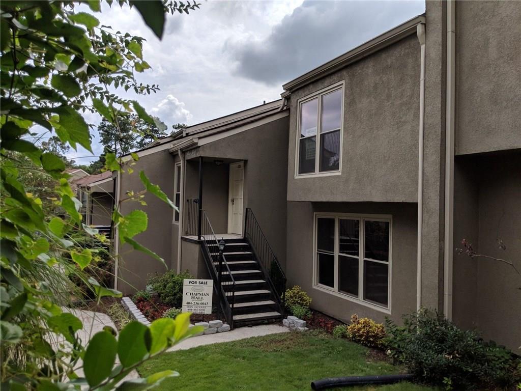 1721 Woodcliff Court - Photo 1