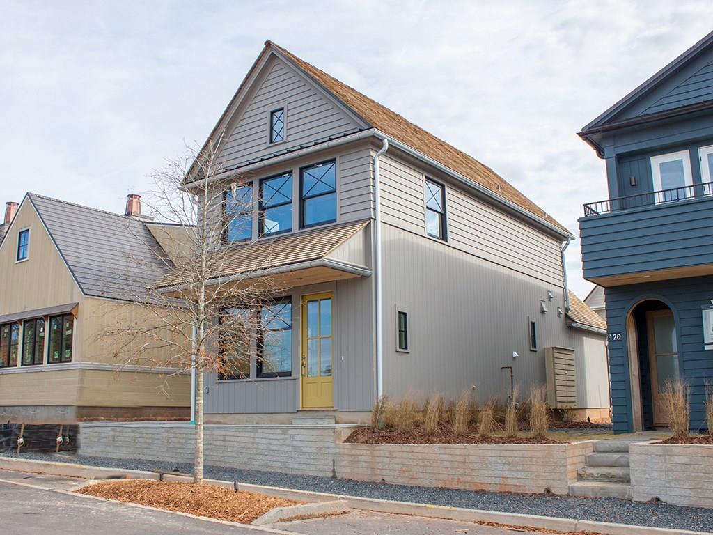 130 Heatherden Avenue - Photo 1