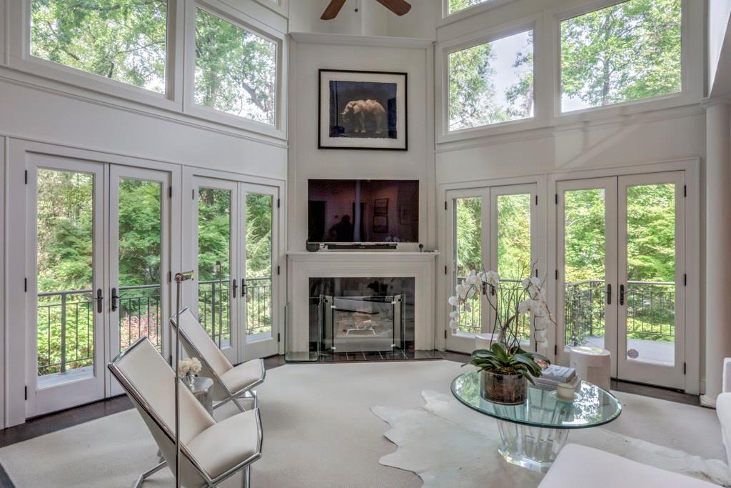 115 Wesley Road - Photo 1
