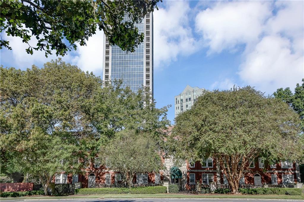 2840 Peachtree Road - Photo 1