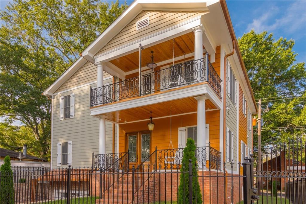 1369 Sargent Avenue - Photo 1