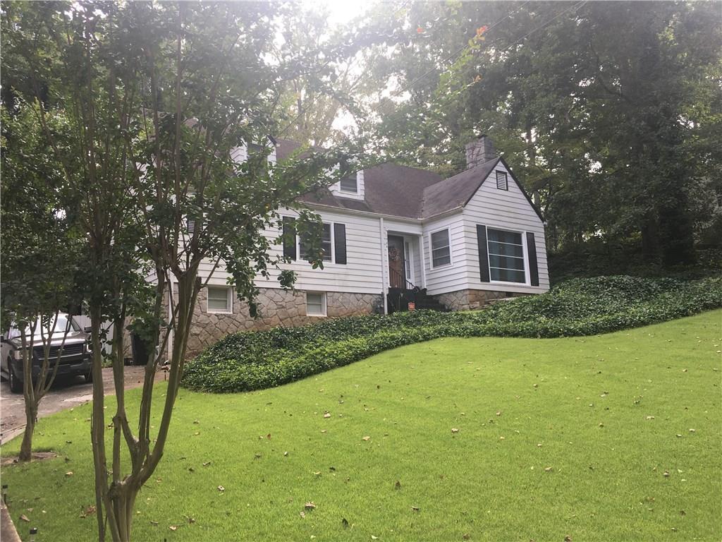1944 Lyle Avenue - Photo 1