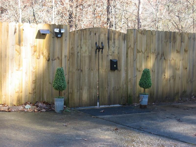 2692 Cliffview Drive - Photo 1