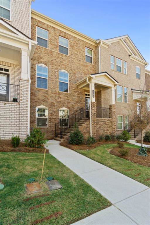 3292 Hill Street - Photo 1