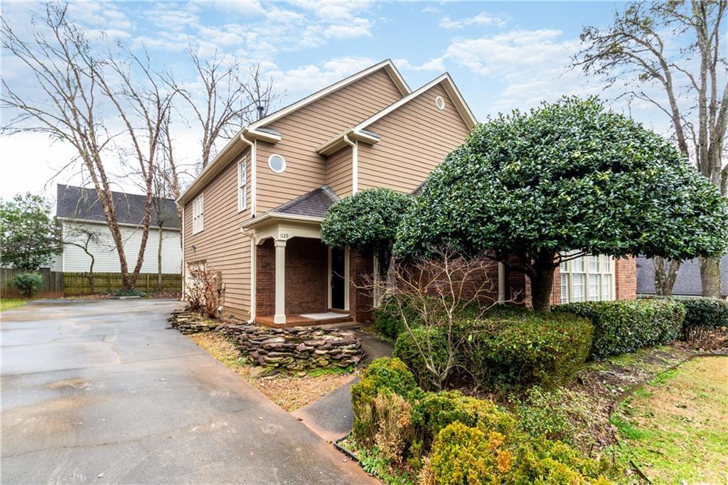 1129 Ashton Trace - Photo 1