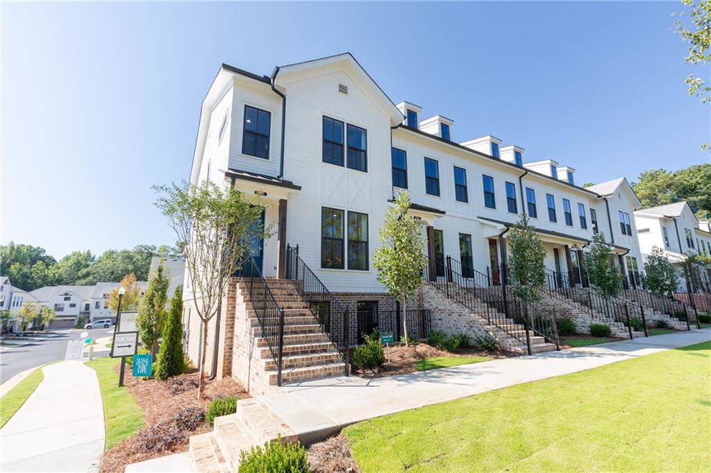 201 Phillips Lane - Photo 1