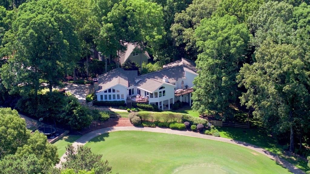 425 Millbank Place - Photo 1