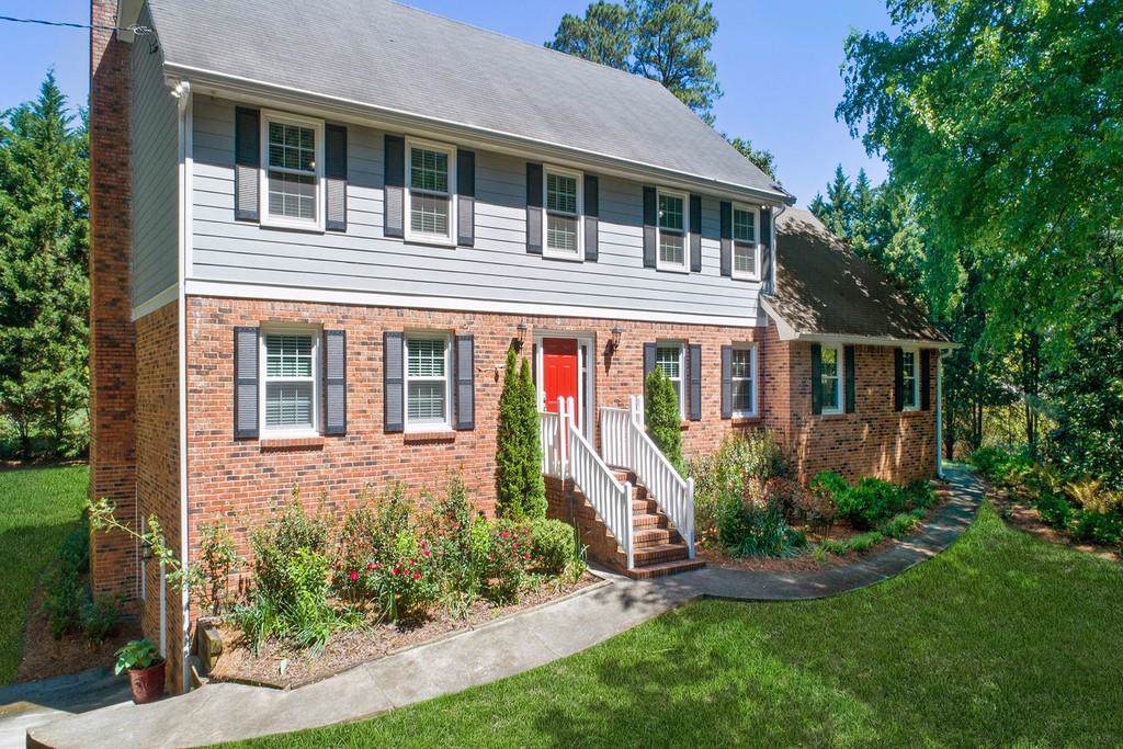 5090 Spalding Drive - Photo 1