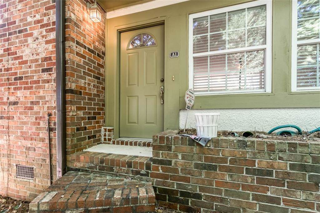 2825 Northeast Expressway - Photo 1