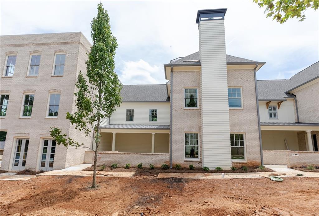 320 Clover Court - Photo 1