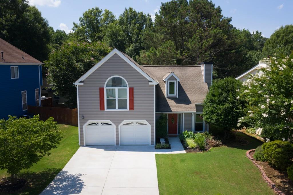 2725 Laurelwood Lane - Photo 1