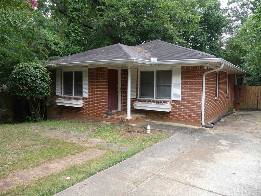 216 Sterling Street - Photo 1