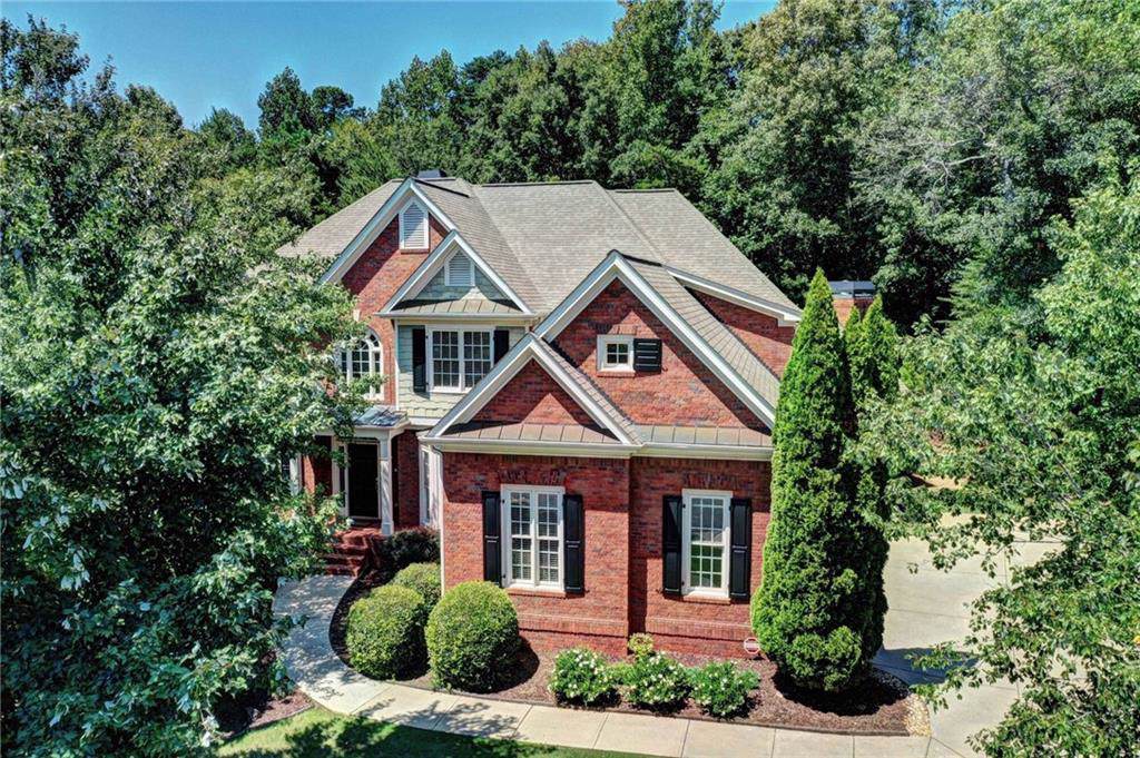1435 Edinburgh Manor - Photo 1