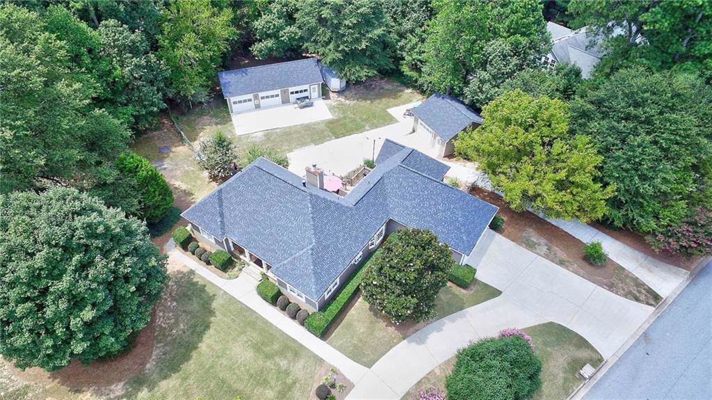 2065 Lakewood Trace - Photo 1