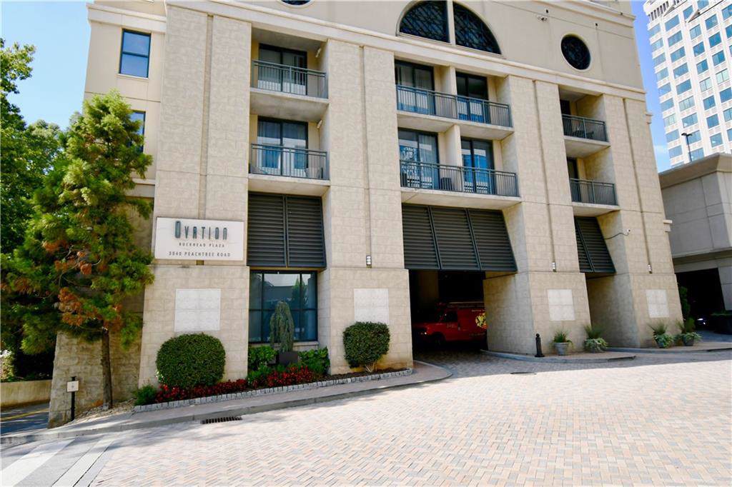3040 Peachtree Road - Photo 1