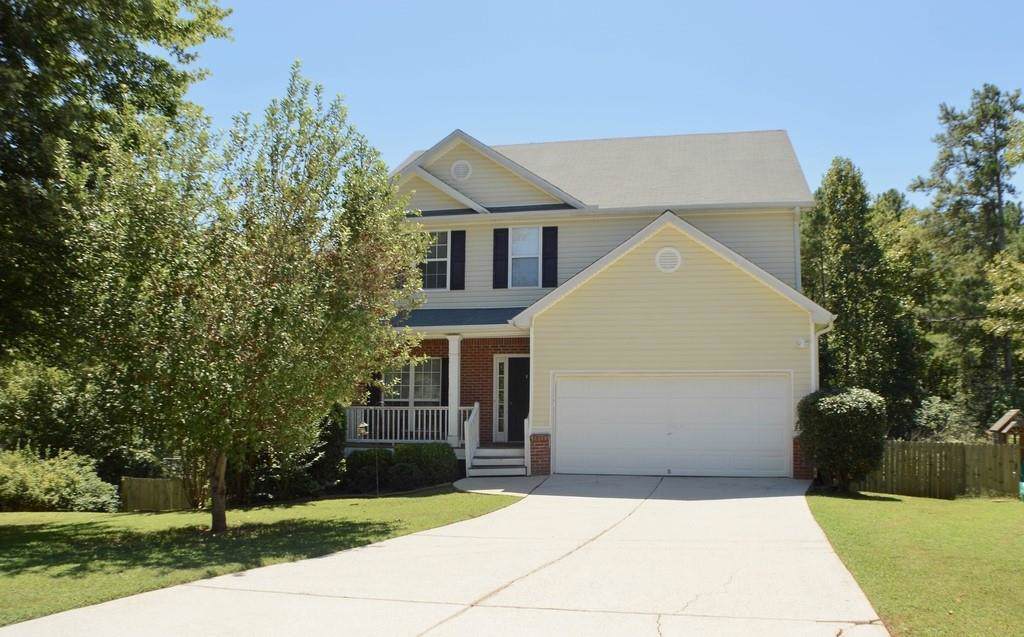 301 Hillcrest Drive - Photo 1