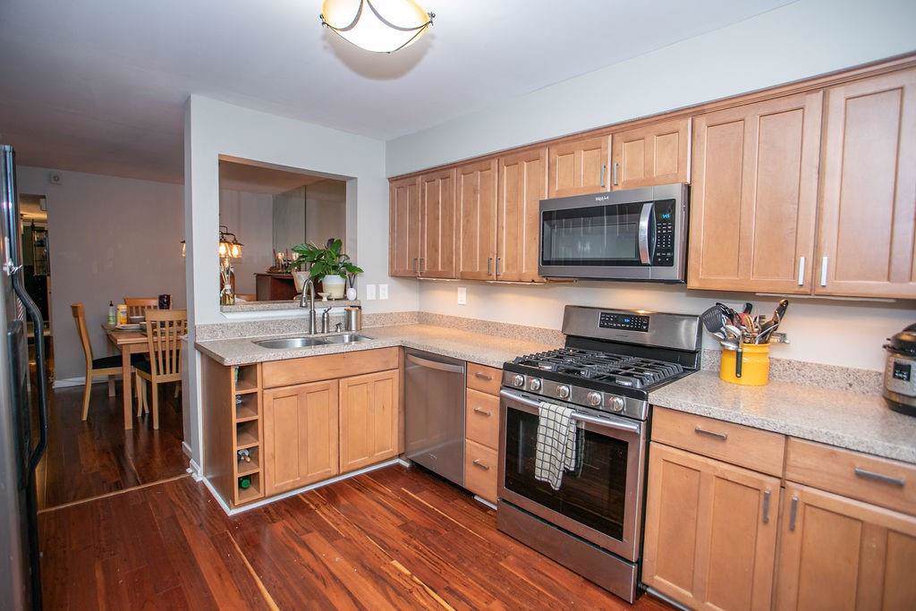 4464 Pineridge Circle - Photo 1