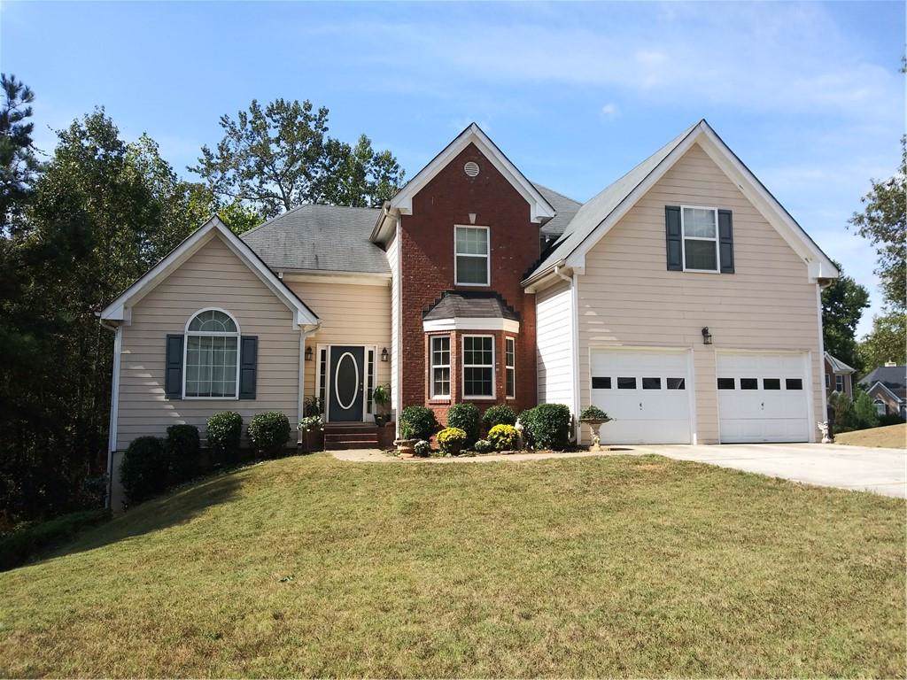 443 Charles Towne Avenue - Photo 1
