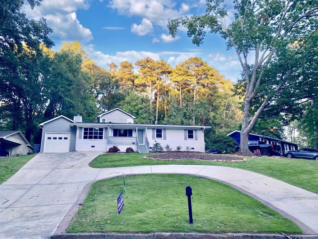 2415 Ridgeway Drive - Photo 1