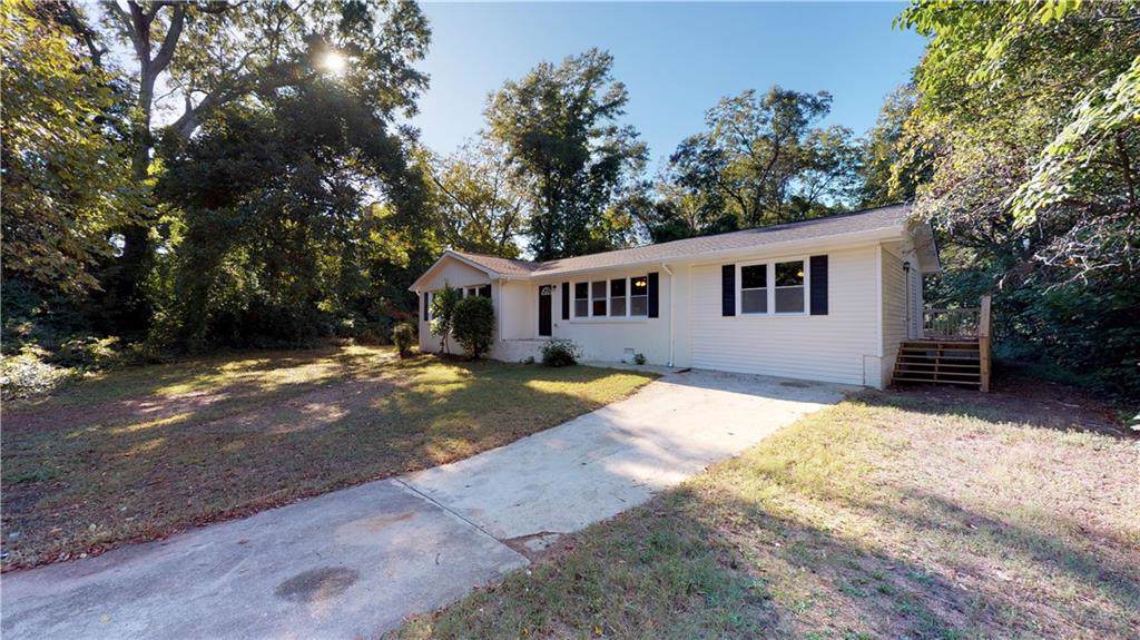 361 Dogwood Avenue - Photo 1